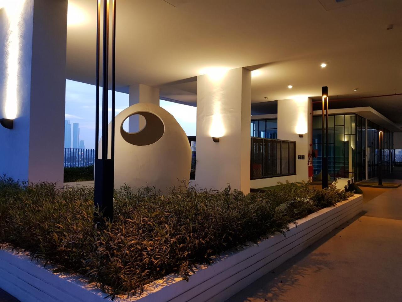 Southkey Mosaic By Cozystay Johor Bahru Exterior photo